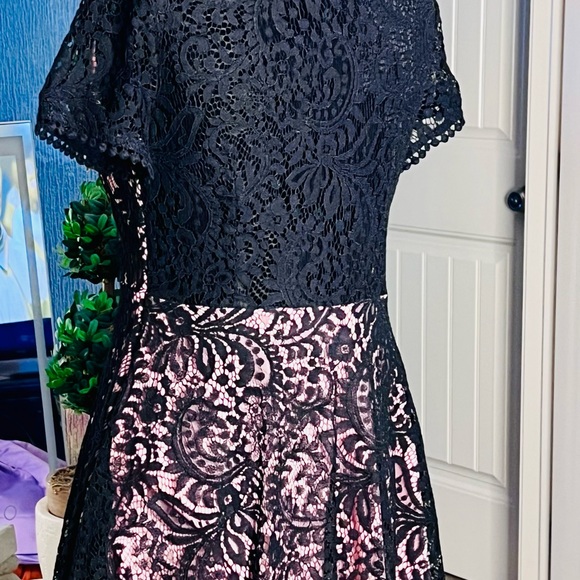 FOREVER 21 Black Lace Mini Dress Size M with Light Pink Fabric Lining, NWOT - Picture 11 of 17